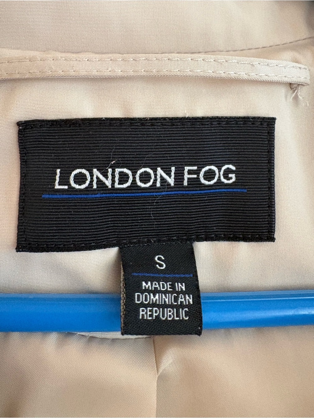 🎾London Fog Women's Light Beige Trench Coat with Belt - Picture 10 of 10